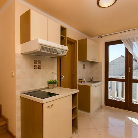 House M 3*